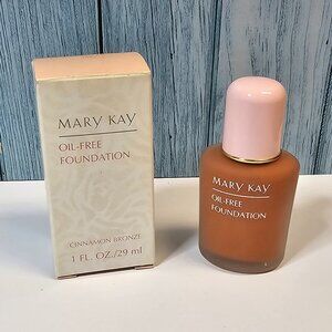 Mary Kay - Oil-Free‎ Foundation Cinnamon Beige #3867 - NIB Old Stock